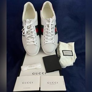 Gucci Ace Bee Embroidered Sneakers